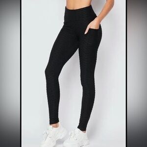 BOOTY POPPIN TIC TOK LEGGINGS 
SHOACTIVE butt sculpting (TikTok) legging NWTS